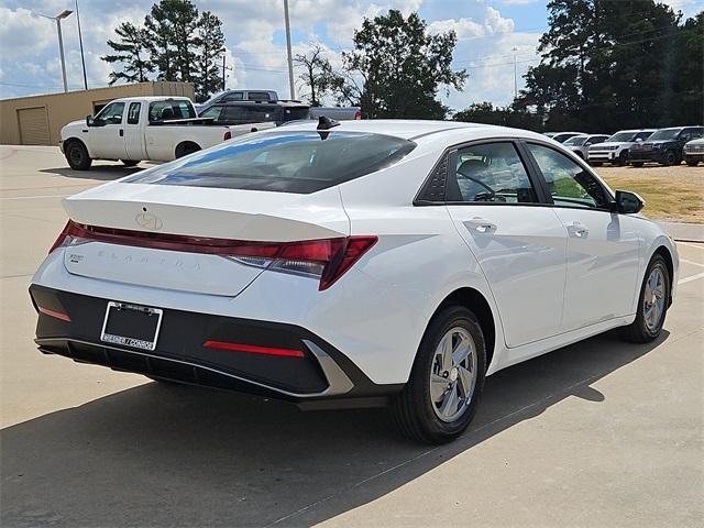 new 2025 Hyundai Elantra car, priced at $18,789