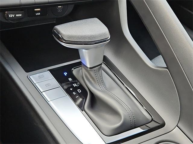 new 2025 Hyundai Elantra car, priced at $18,789