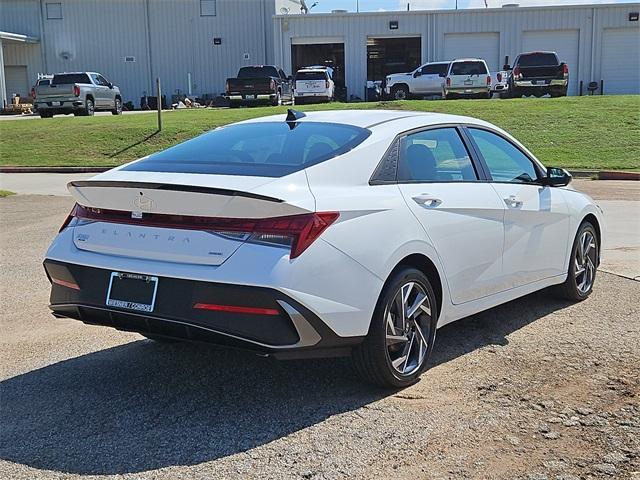 new 2025 Hyundai ELANTRA HEV car, priced at $20,804