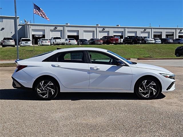 new 2025 Hyundai Elantra car, priced at $20,863