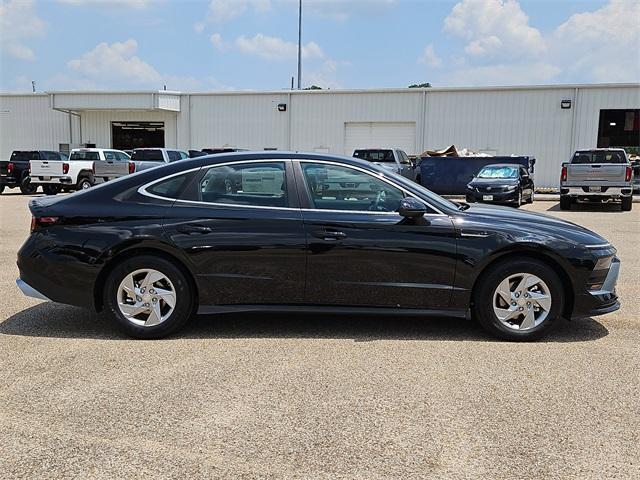 new 2025 Hyundai Sonata car, priced at $27,648