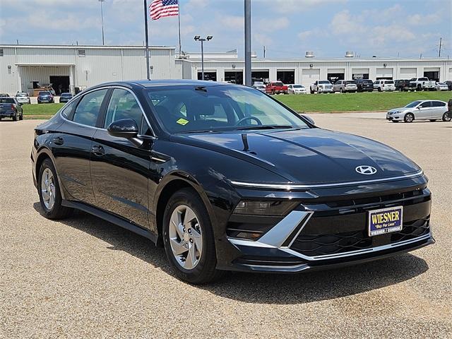 new 2025 Hyundai Sonata car, priced at $27,648
