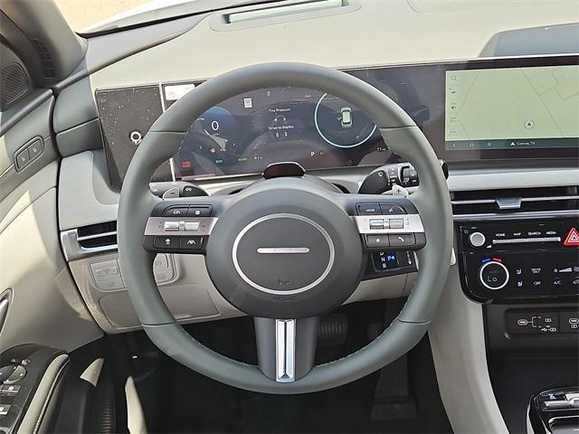 new 2025 Hyundai TUCSON Hybrid car, priced at $42,395