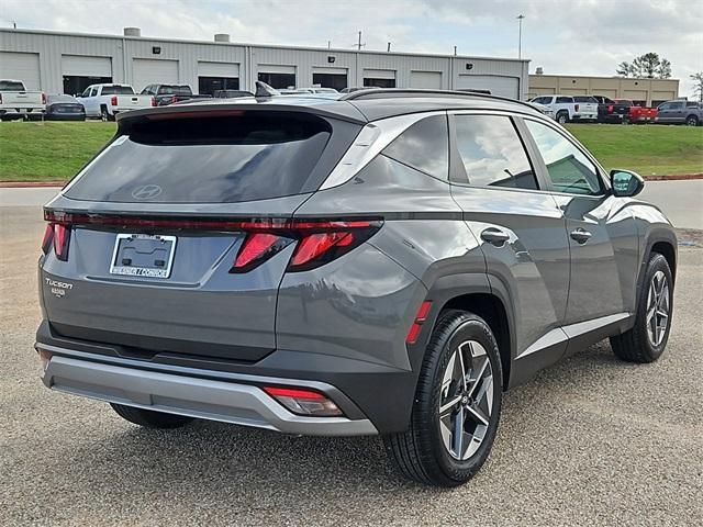 new 2025 Hyundai Tucson car, priced at $27,875