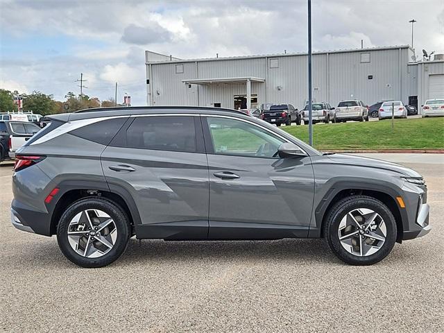 new 2025 Hyundai Tucson car, priced at $27,875