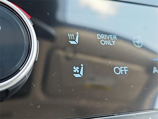 new 2025 Hyundai SANTA FE HEV car, priced at $48,544