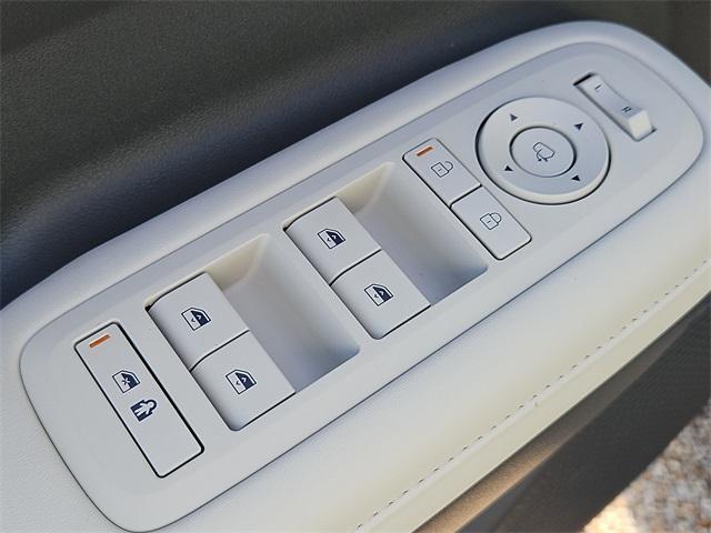 new 2025 Hyundai SANTA FE HEV car, priced at $48,544