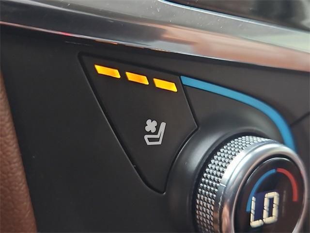 used 2019 Chevrolet Traverse car, priced at $24,486