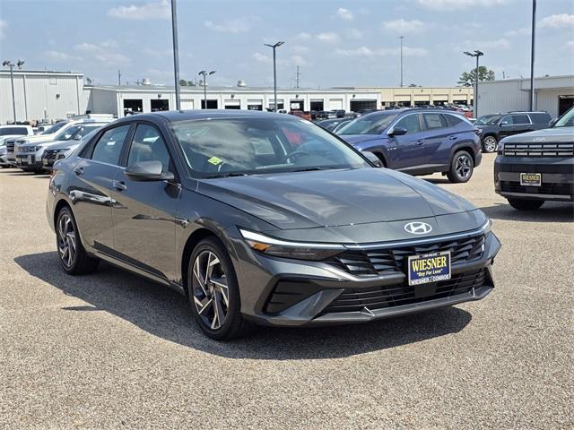 new 2025 Hyundai Elantra car, priced at $27,865