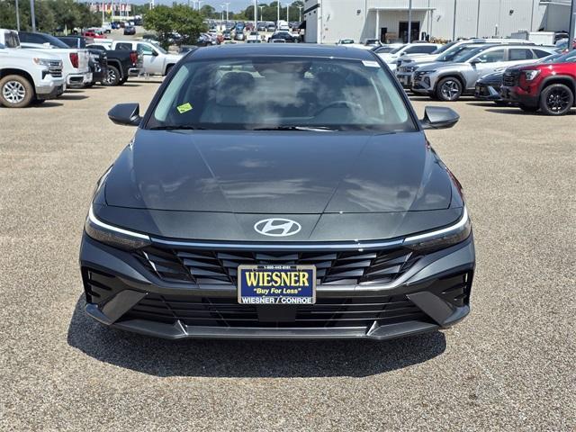 new 2025 Hyundai Elantra car, priced at $27,865
