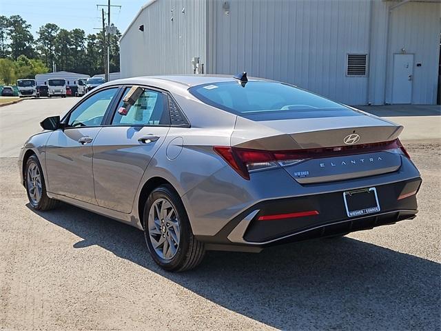 new 2024 Hyundai Elantra car, priced at $22,235