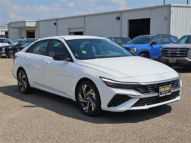 new 2025 Hyundai Elantra car, priced at $24,289