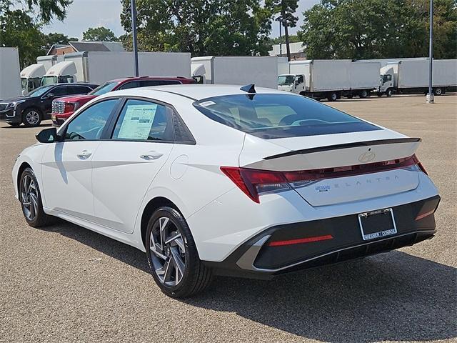 new 2025 Hyundai Elantra car, priced at $24,289