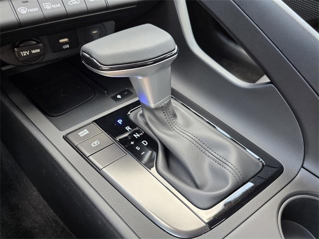 new 2025 Hyundai Elantra car, priced at $23,800