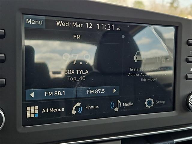 new 2025 Hyundai Elantra car, priced at $24,135