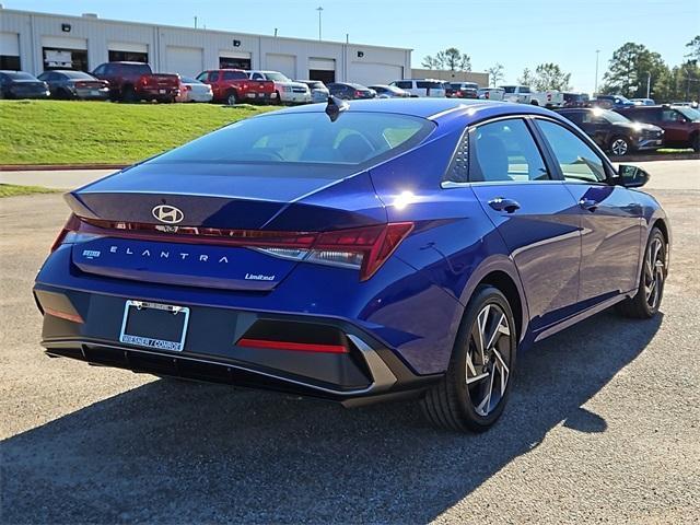 new 2025 Hyundai Elantra car, priced at $23,438