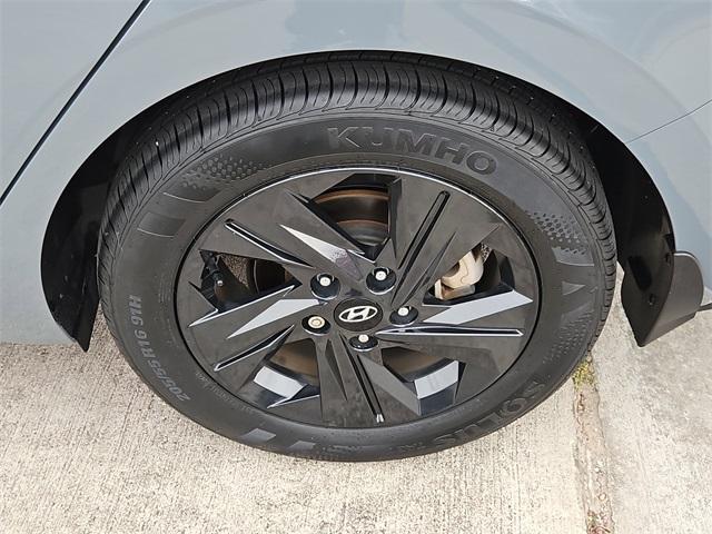 used 2022 Hyundai Elantra car, priced at $18,988