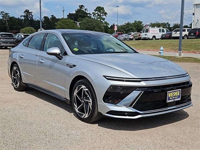 new 2024 Hyundai Sonata car, priced at $27,989