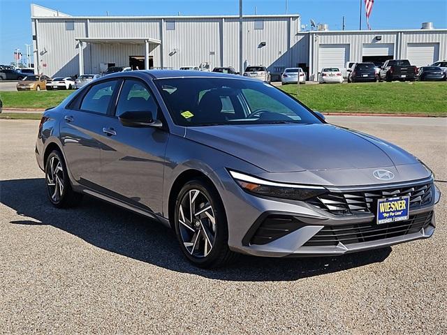 new 2025 Hyundai Elantra car, priced at $21,485