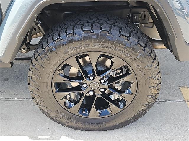 used 2024 Jeep Gladiator car, priced at $39,488