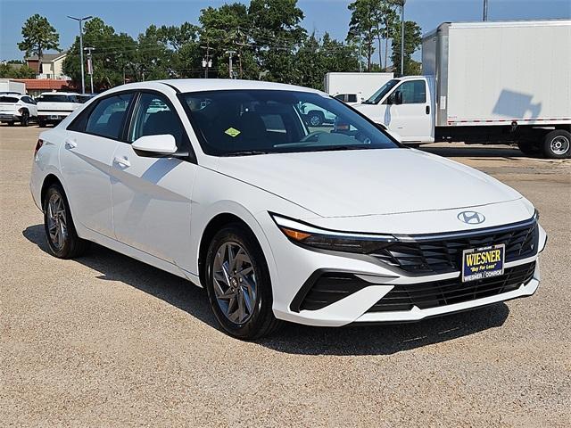 new 2025 Hyundai ELANTRA HEV car, priced at $18,909