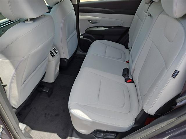 new 2025 Hyundai TUCSON Hybrid car, priced at $26,190