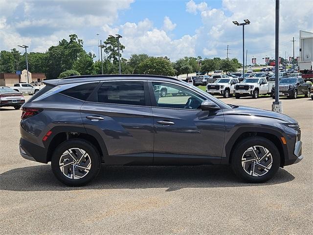 new 2025 Hyundai TUCSON Hybrid car, priced at $26,190