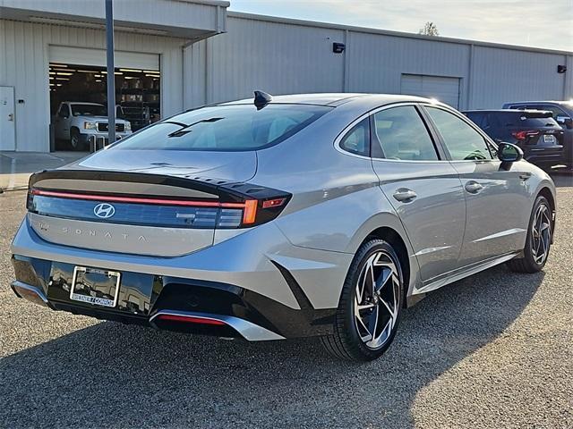 new 2024 Hyundai Sonata car, priced at $29,039