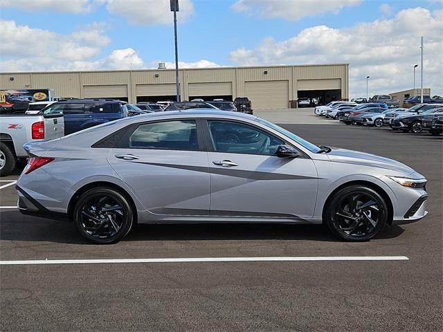 new 2026 Hyundai ELANTRA HEV car, priced at $28,480