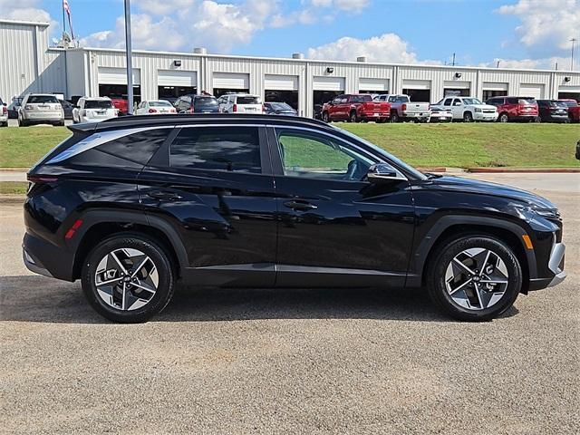 new 2025 Hyundai Tucson car, priced at $30,185