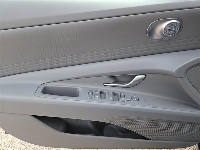 new 2025 Hyundai ELANTRA HEV car, priced at $23,689