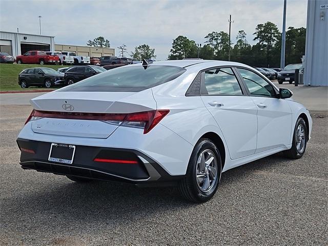 new 2025 Hyundai Elantra car, priced at $19,932