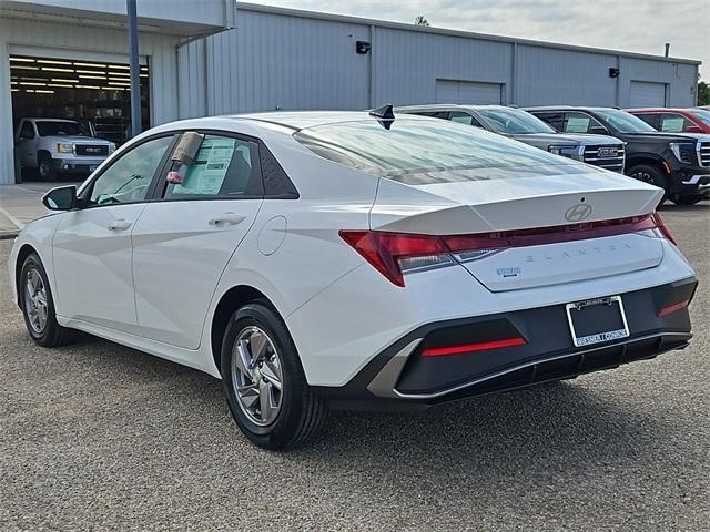 new 2025 Hyundai Elantra car, priced at $19,932