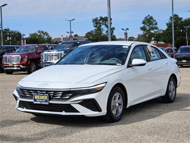 new 2025 Hyundai Elantra car, priced at $19,932