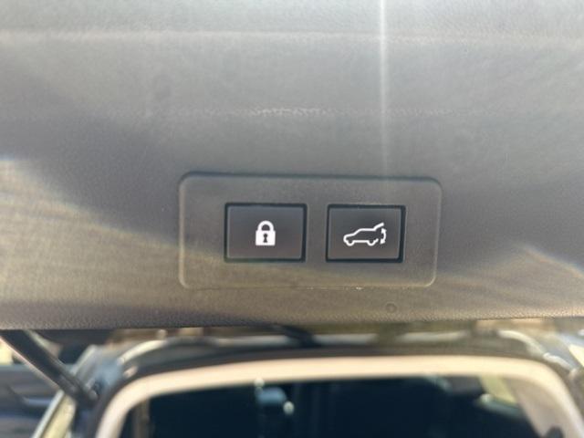 used 2022 Subaru Ascent car, priced at $27,999