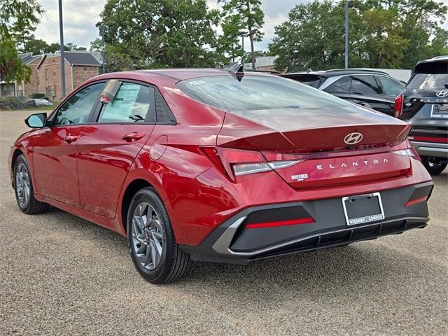 new 2024 Hyundai Elantra car, priced at $22,235