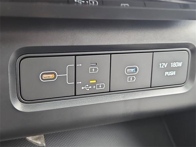 new 2025 Hyundai Tucson car, priced at $39,080