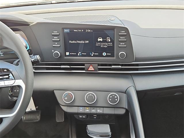 new 2025 Hyundai Elantra car, priced at $18,284