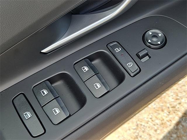 new 2025 Hyundai Elantra car, priced at $18,284