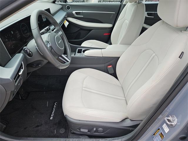 new 2024 Hyundai Sonata car, priced at $29,039