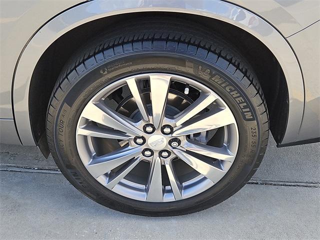 used 2022 Cadillac XT6 car, priced at $34,999