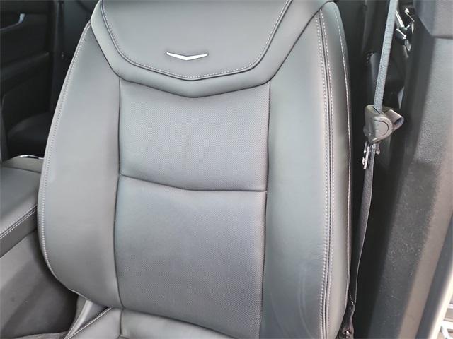 used 2022 Cadillac XT6 car, priced at $34,999