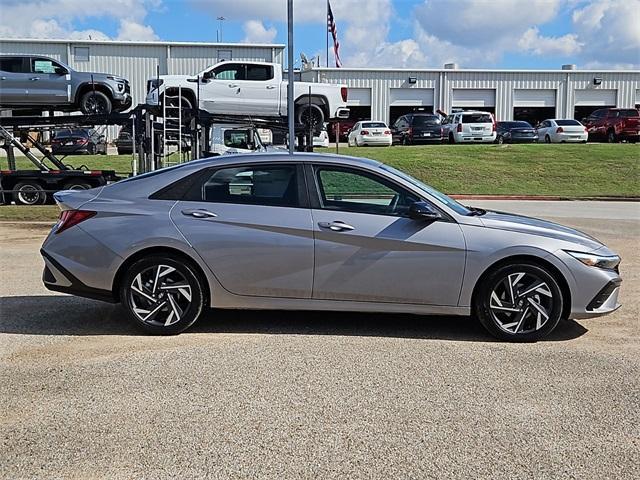 new 2025 Hyundai Elantra car, priced at $24,685