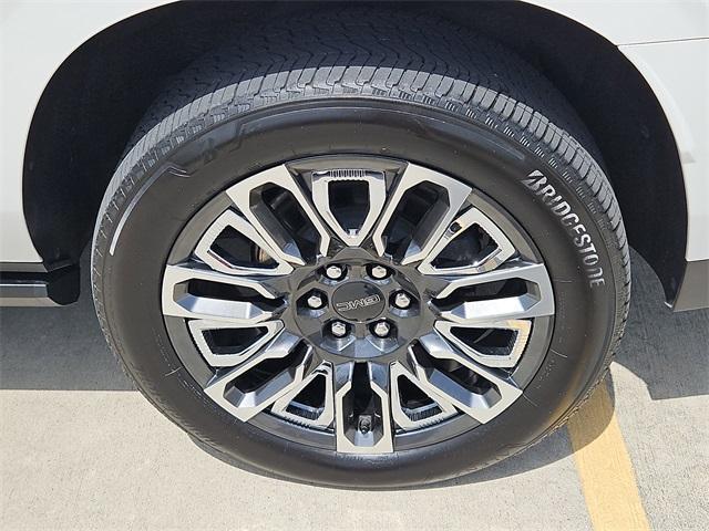 used 2023 GMC Yukon XL car, priced at $78,488