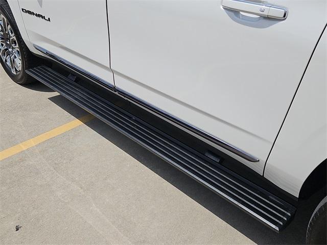 used 2023 GMC Yukon XL car, priced at $78,488
