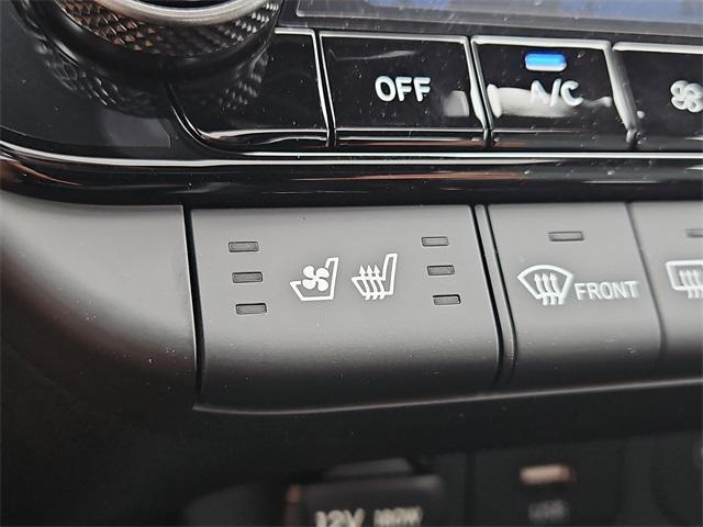 new 2025 Hyundai ELANTRA HEV car, priced at $22,629