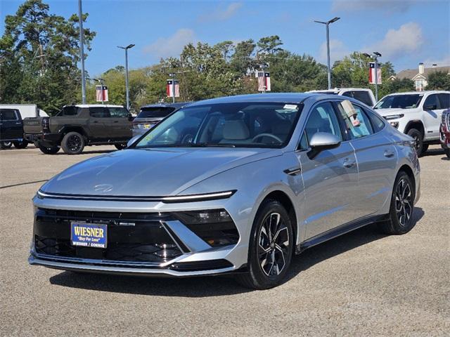 new 2024 Hyundai Sonata car, priced at $25,307