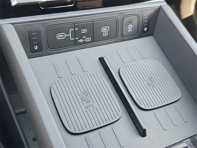 new 2025 Hyundai SANTA FE HEV car, priced at $50,510
