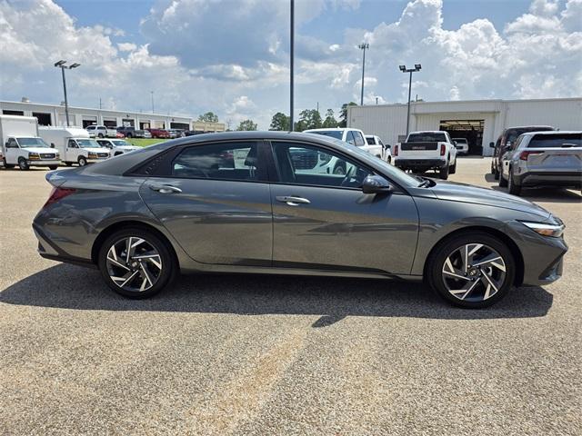 new 2025 Hyundai Elantra car, priced at $23,801
