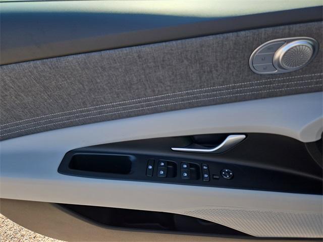 new 2025 Hyundai ELANTRA HEV car, priced at $22,634